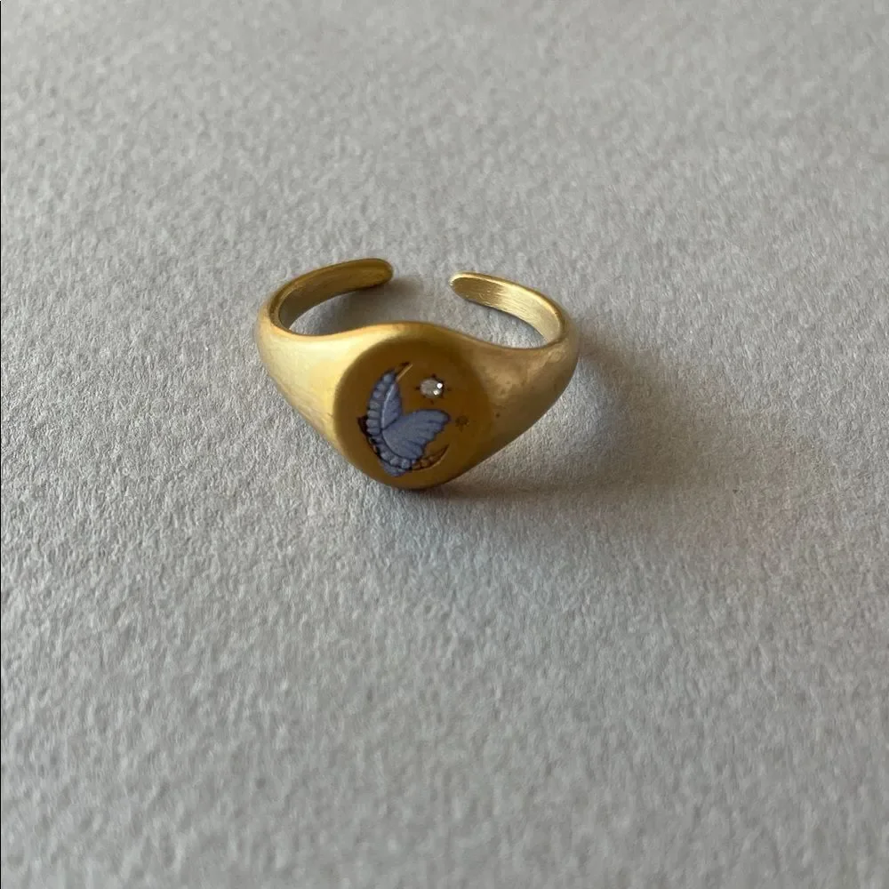 Gold Butterfly Ring N1262